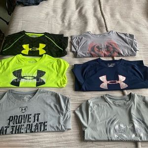 Six Under Armour T-Shirts